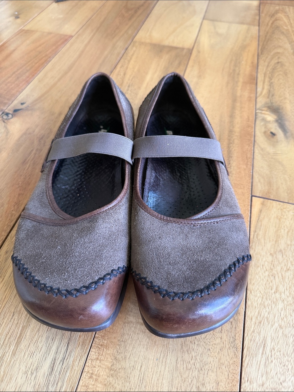 Earth “Allure” shoes